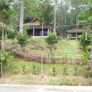 Kota Tinggi Waterfalls Resort